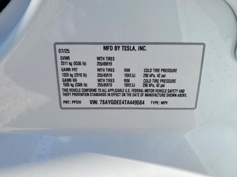 2026 TESLA MODEL Y 13