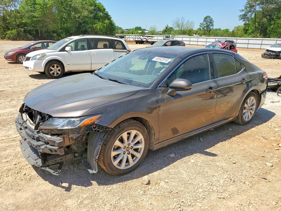 2018 TOYOTA CAMRY LE LE - 1