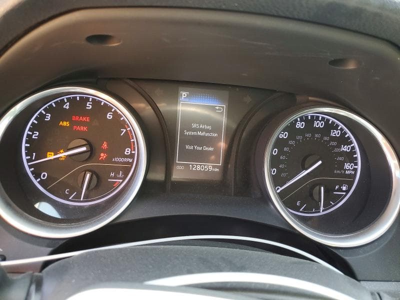 2018 TOYOTA CAMRY LE LE 9