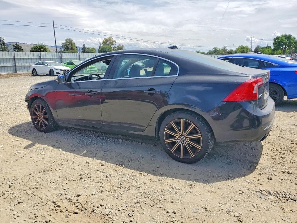 2018 VOLVO S60 INSCRIPTION INSCRIPTION 2
