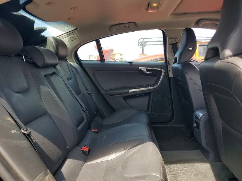 2018 VOLVO S60 INSCRIPTION INSCRIPTION 10