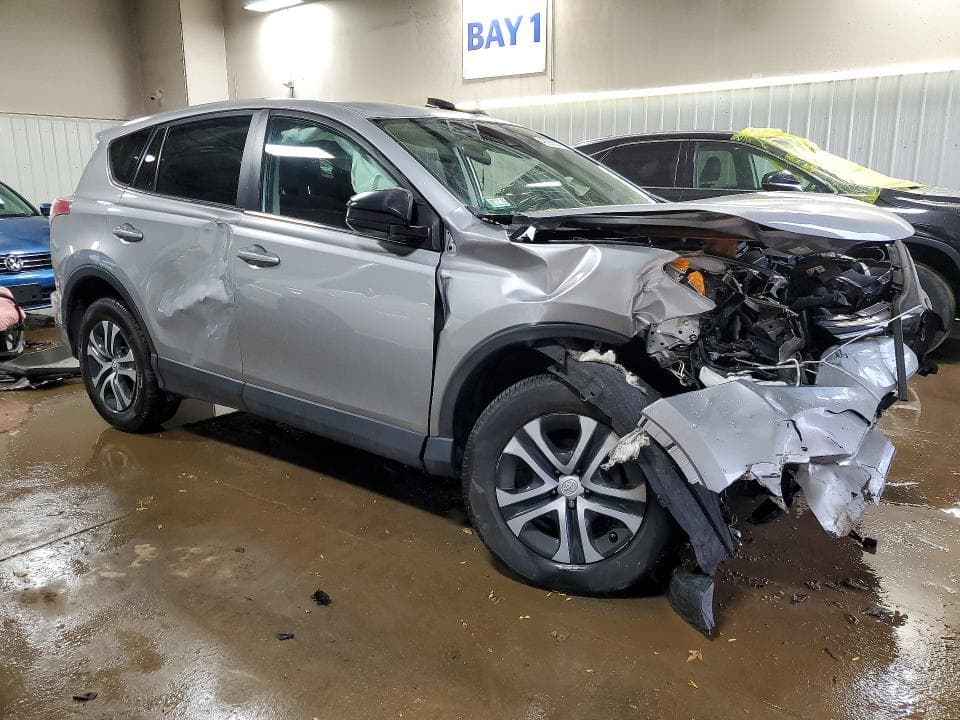 2018 TOYOTA RAV4 LE 4