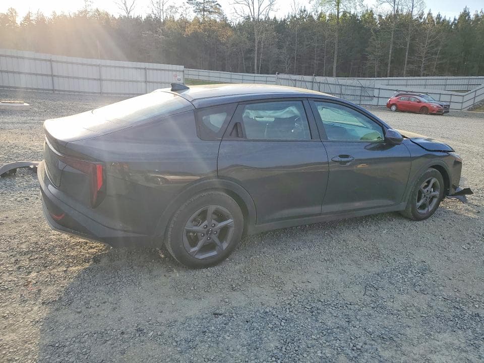 2025 KIA K4 LXS 3