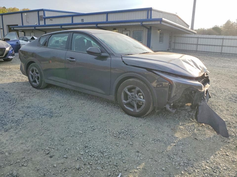 2025 KIA K4 LXS 4