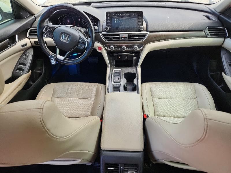 2019 HONDA ACCORD TOURING 8