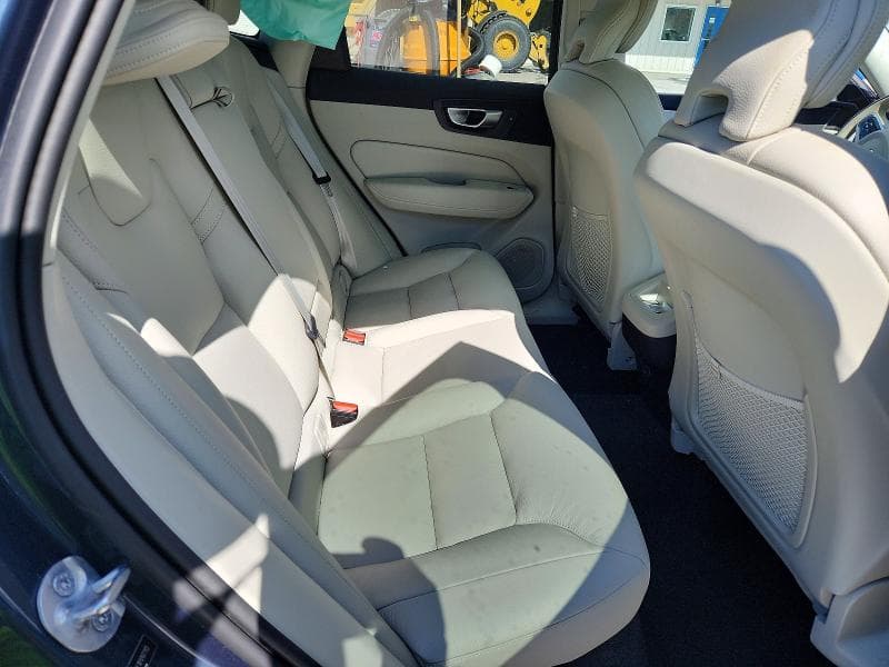 2024 VOLVO XC60 CORE 10