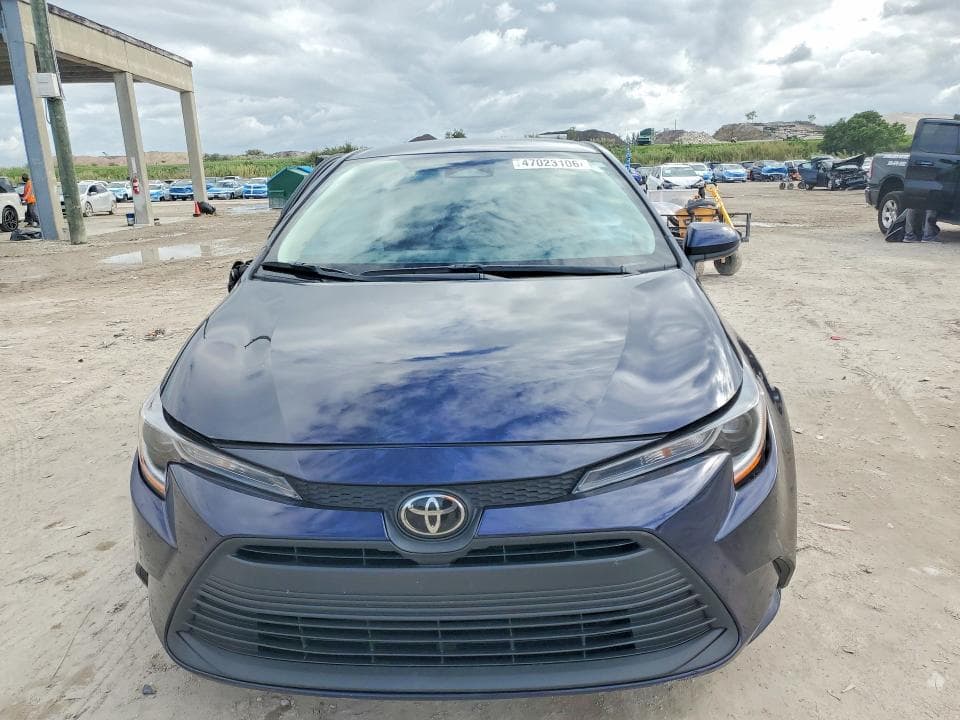 2026 TOYOTA COROLLA LE 5