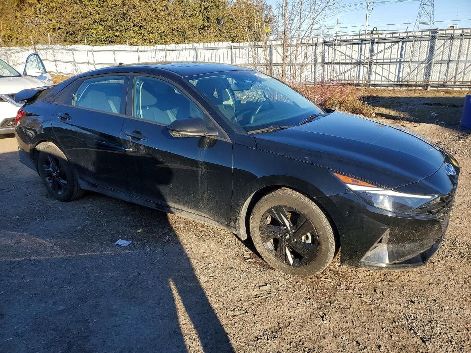 2023 HYUNDAI ELANTRA SEL 4