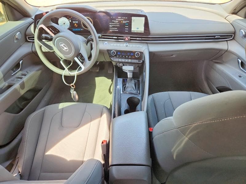 2024 HYUNDAI ELANTRA SEL 8