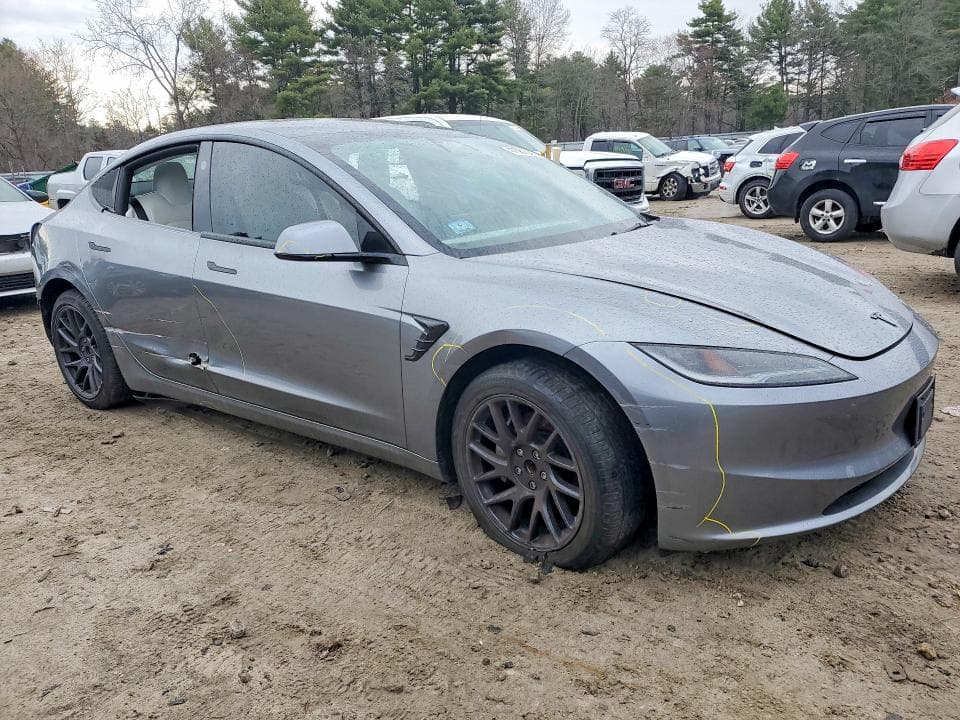 2025 TESLA MODEL 3 4