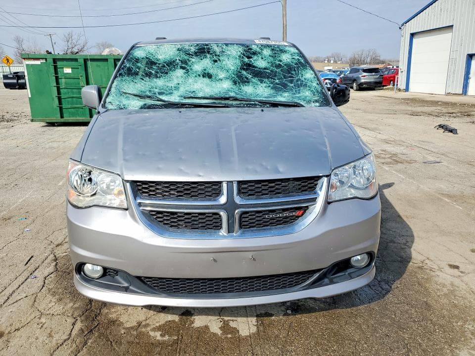 2017 DODGE GRAND CARAVAN SXT 5