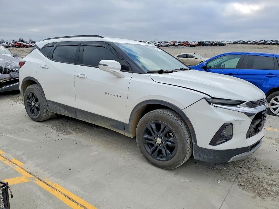 2019 CHEVROLET BLAZER 2LT 4
