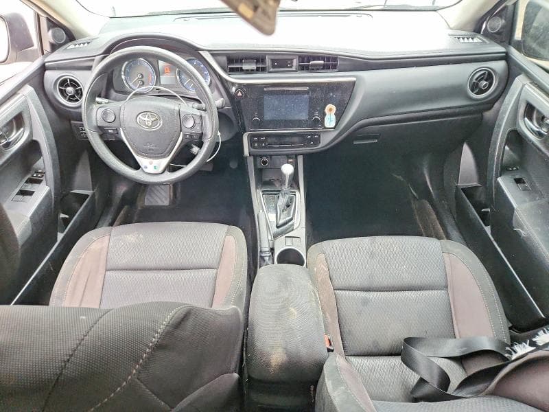 2018 TOYOTA COROLLA LE 8