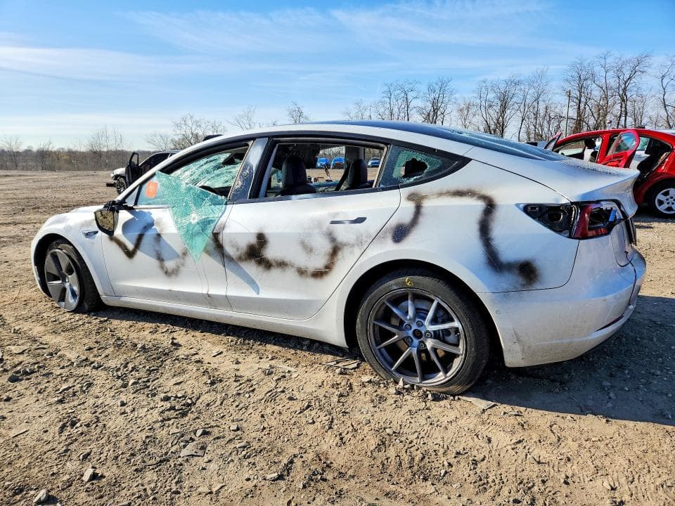 2021 TESLA MODEL 3 2