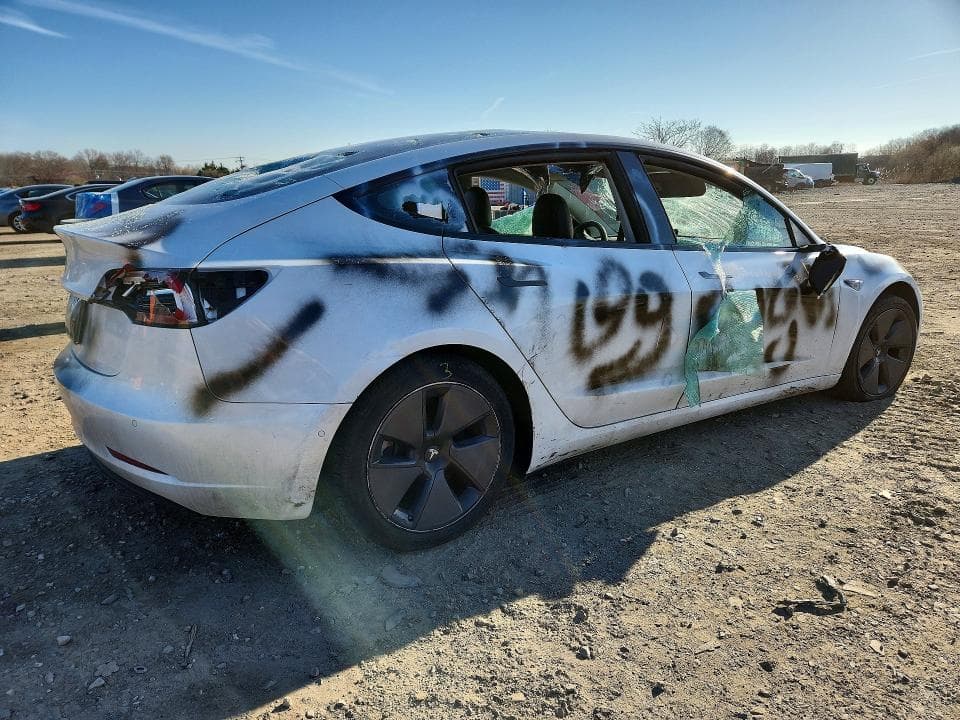 2021 TESLA MODEL 3 3