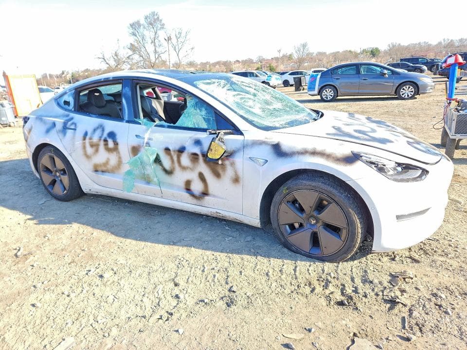 2021 TESLA MODEL 3 4
