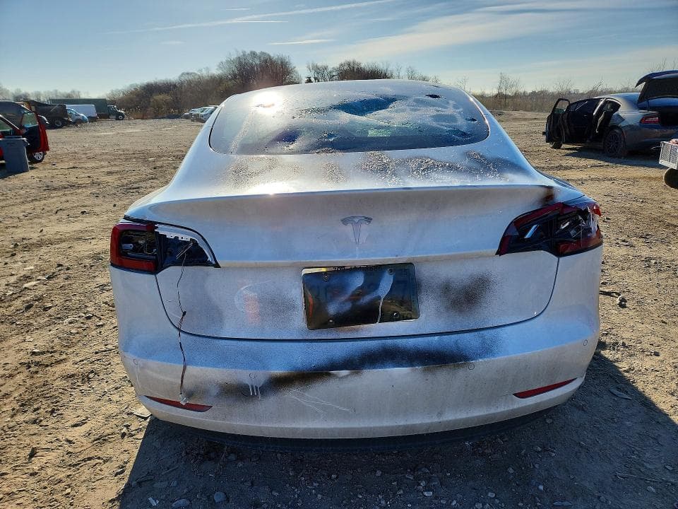 2021 TESLA MODEL 3 6
