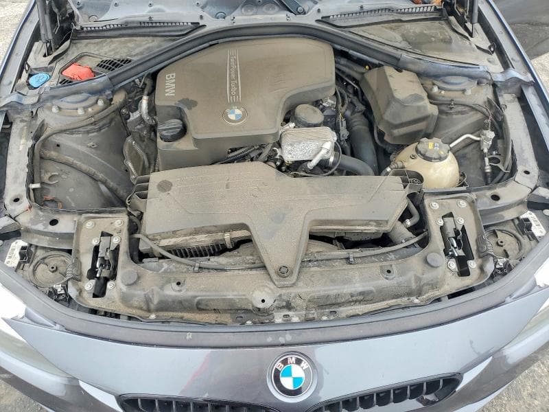 2017 BMW 320 12
