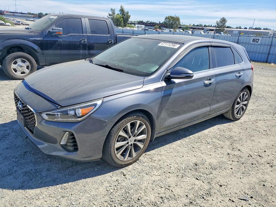 2018 HYUNDAI ELANTRA GT BASE - 1