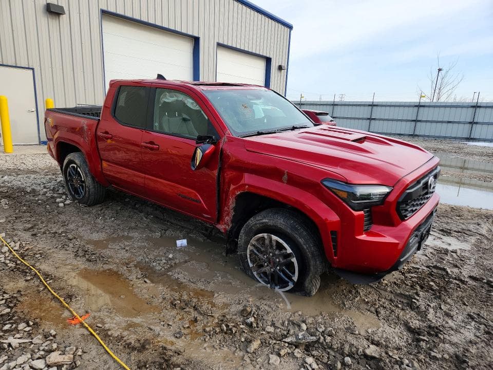 2024 TOYOTA TACOMA TRD SPORT 4
