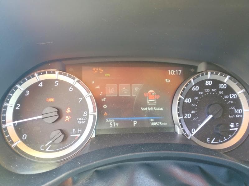 2023 TOYOTA HIGHLANDER XLE 9