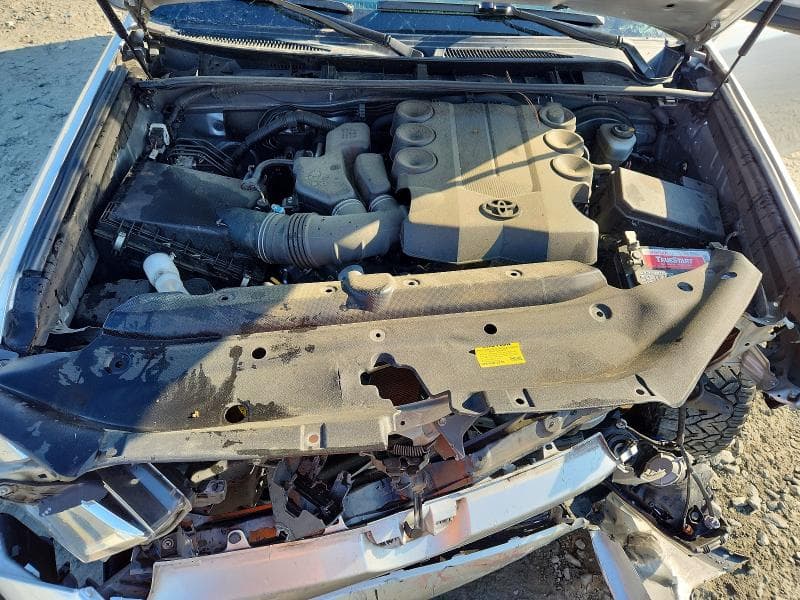 2018 TOYOTA 4RUNNER SR5 SR5 12