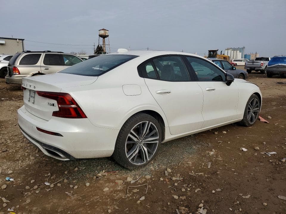 2019 VOLVO S60 T6 R-DESIGN T6 R-DESIGN 3