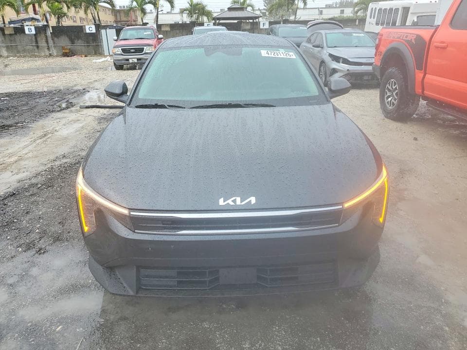2025 KIA K4 LXS 5