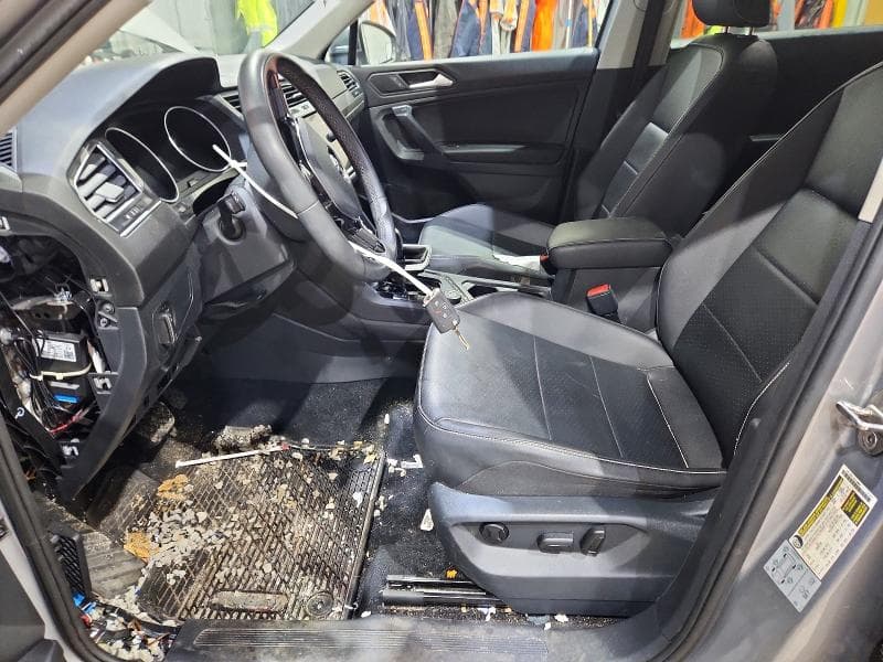 2021 VOLKSWAGEN TIGUAN SE SE 7