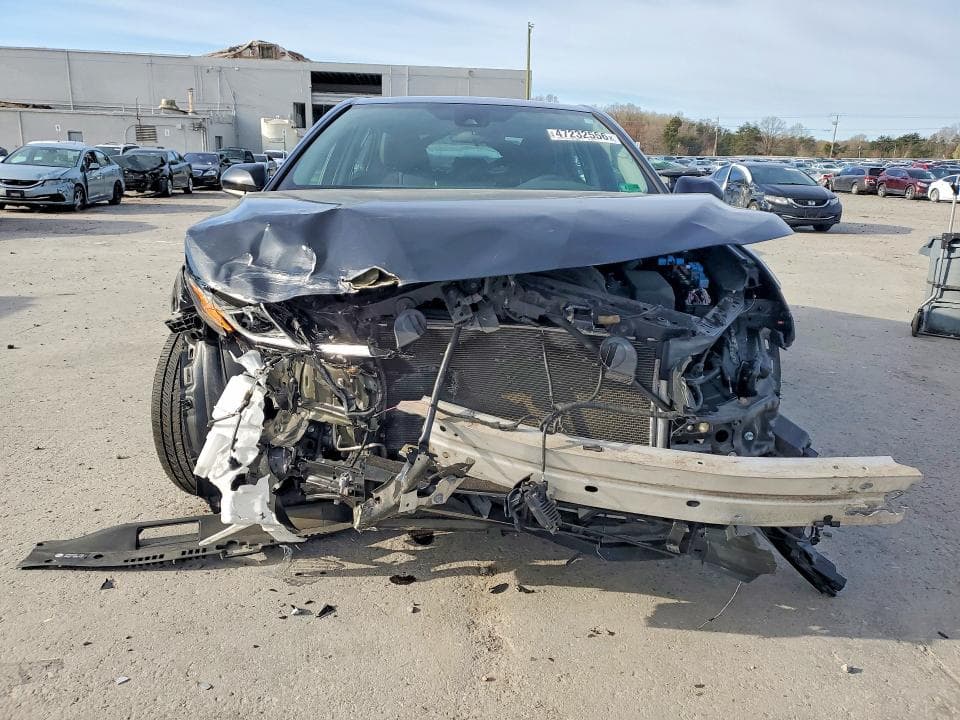 2022 TOYOTA CAMRY HYBRID LE LE 5