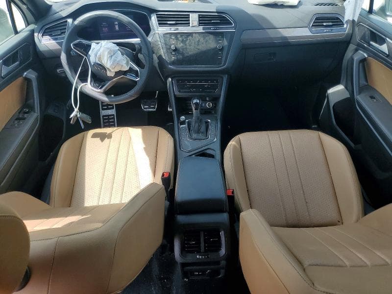 2022 VOLKSWAGEN TIGUAN SE R-LINE BLACK 8