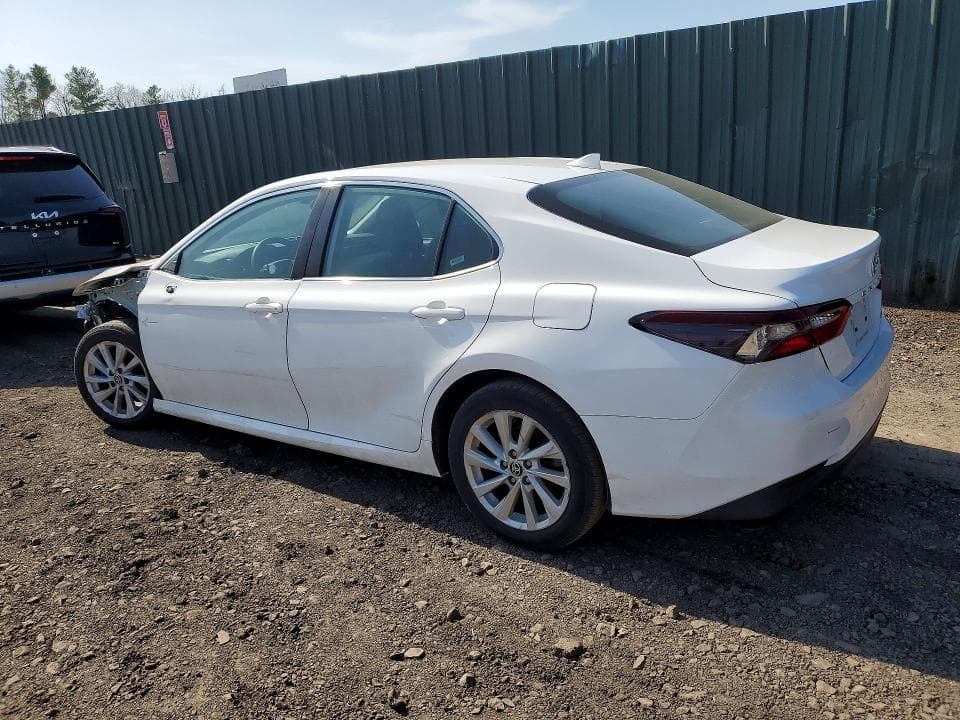 2022 TOYOTA CAMRY LE LE 2