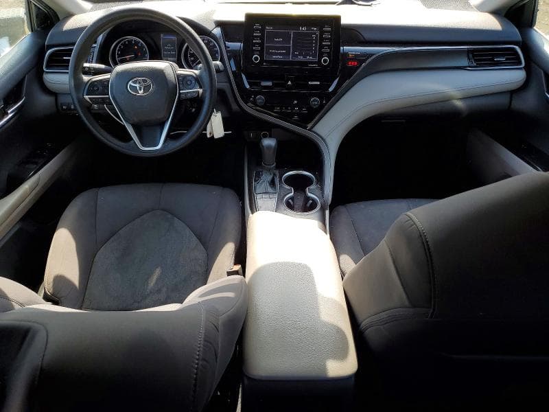 2022 TOYOTA CAMRY LE LE 8