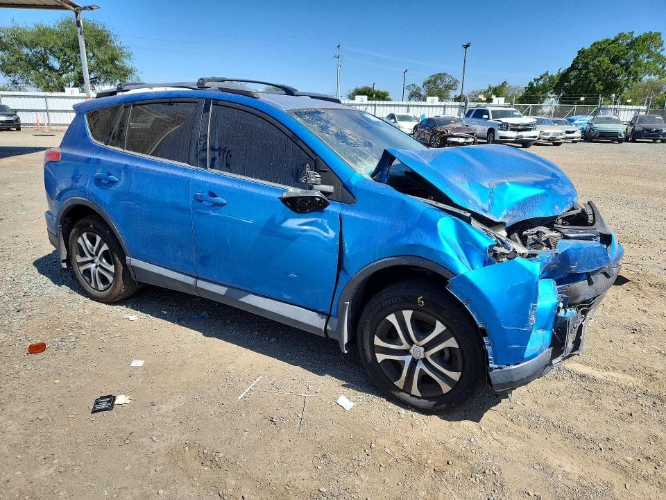 2018 TOYOTA RAV4 LE LE 4