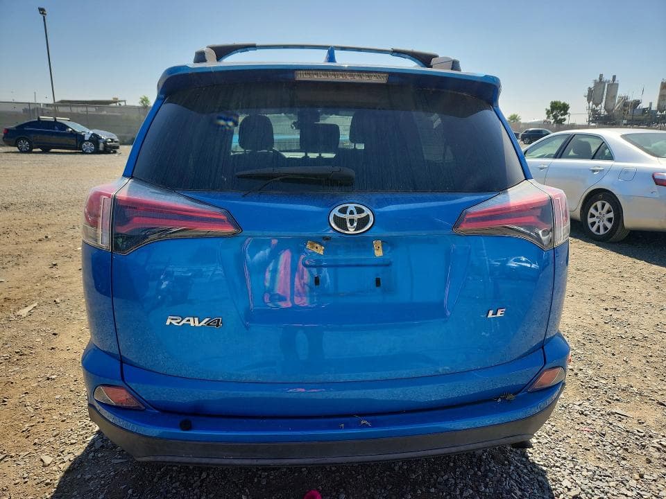 2018 TOYOTA RAV4 LE LE 6