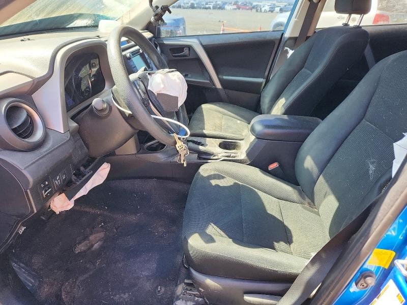 2018 TOYOTA RAV4 LE LE 7