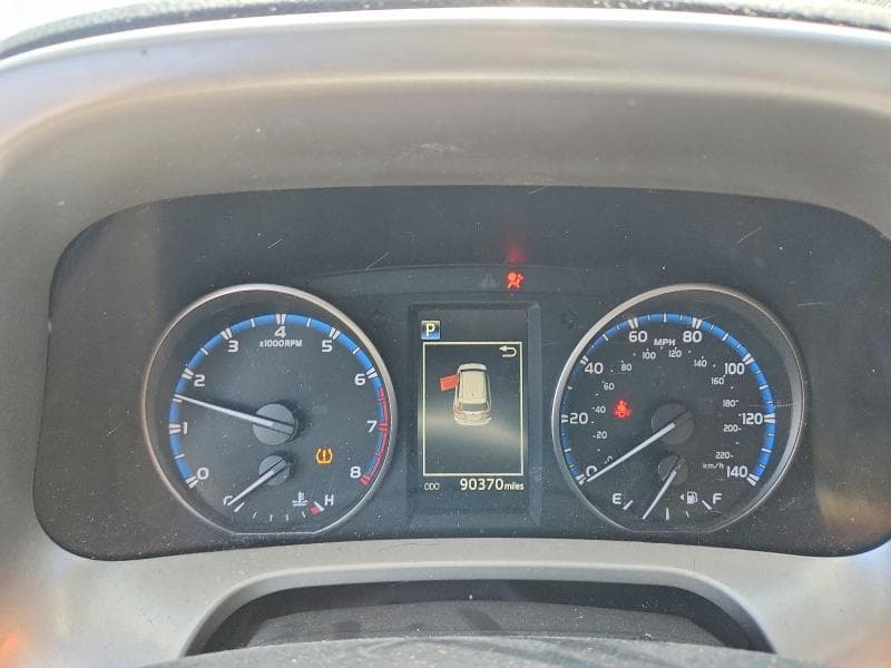 2018 TOYOTA RAV4 LE LE 9