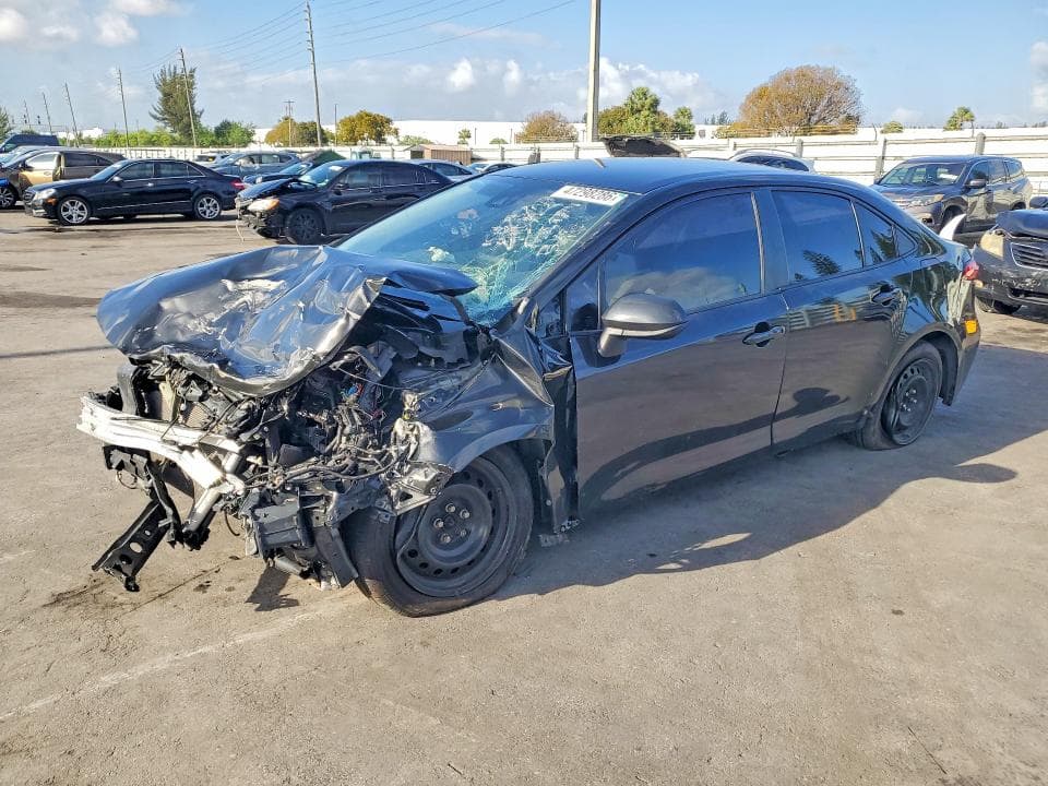 2021 TOYOTA COROLLA LE - 1