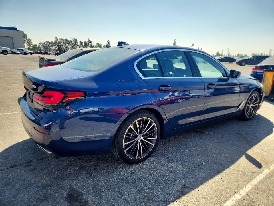 2023 BMW 540 XI 3