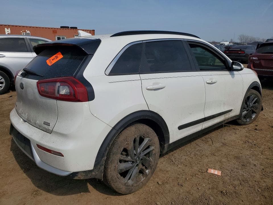 2017 KIA NIRO EX 3