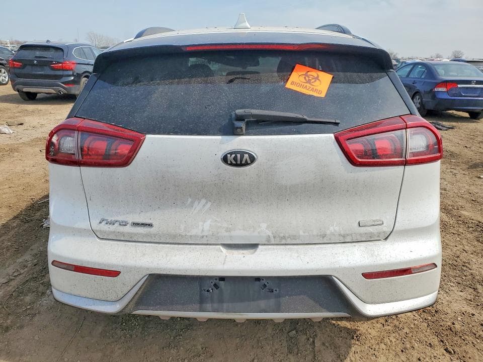 2017 KIA NIRO EX 6