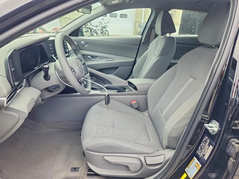 2022 HYUNDAI ELANTRA SE SE 7