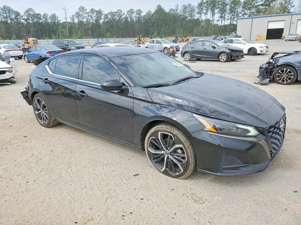 2024 NISSAN ALTIMA 2.5 SR 4
