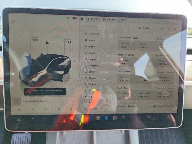 2024 TESLA MODEL Y 9
