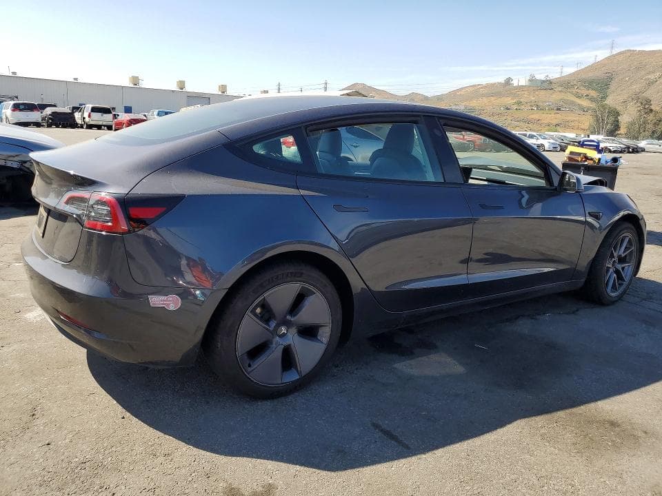 2023 TESLA MODEL 3 3