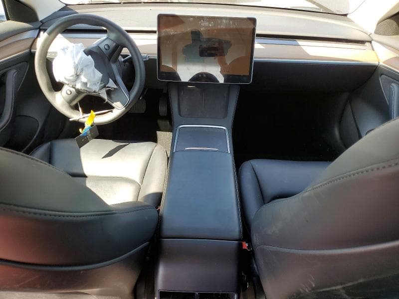2023 TESLA MODEL 3 8