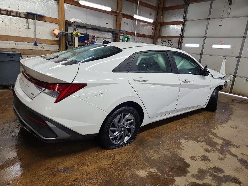 2024 HYUNDAI ELANTRA HYBRID BLUE 3