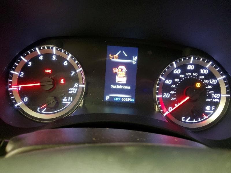 2022 TOYOTA HIGHLANDER LE 9