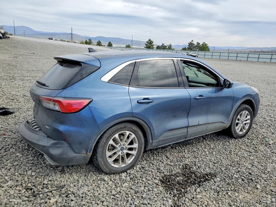 2020 FORD ESCAPE SE 3