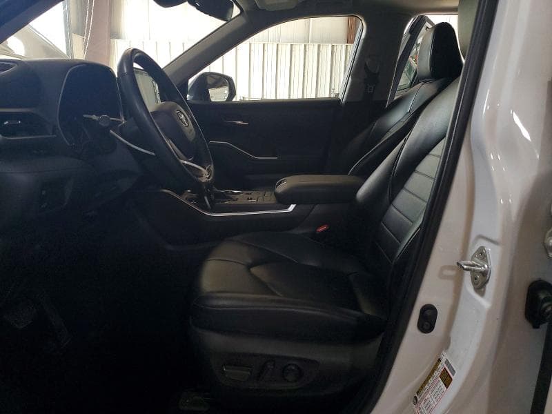 2022 TOYOTA HIGHLANDER XLE XLE 7